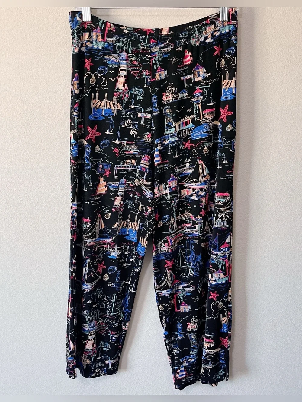 Chicos Travelers Black Multicolored Nautical Print Cropped Pants Size 1 Medium